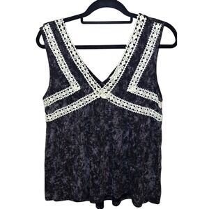 Entro‎ Women's Size Medium Tank Top Black & White Lace Trim Travel Lightweight